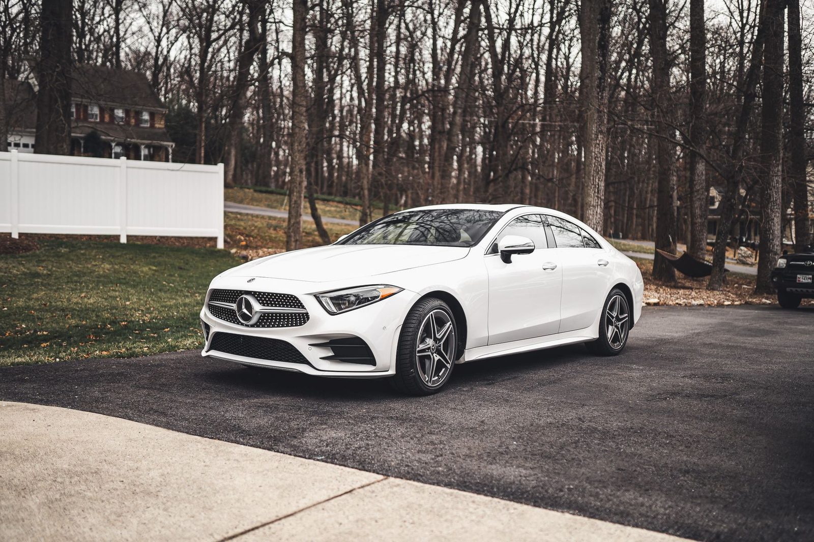 Mercedes-Benz CLS 400 d 4MATIC in Diamantweiß bright